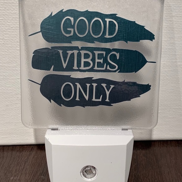 Nightlights - Picture 11 of 16